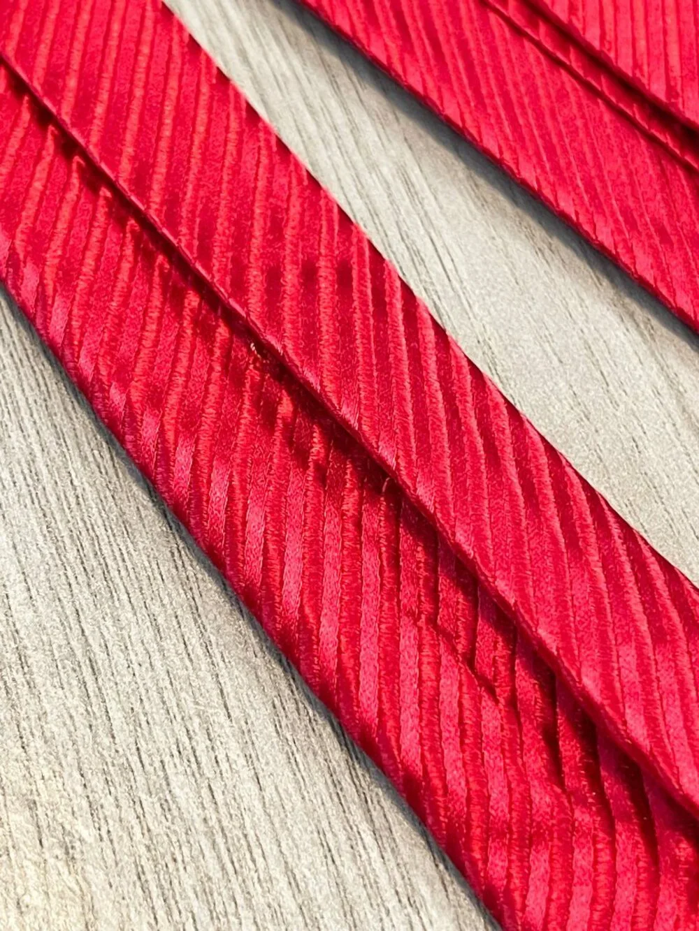 David Donahue 100% Silk Red Textured Tie Handmade in USA